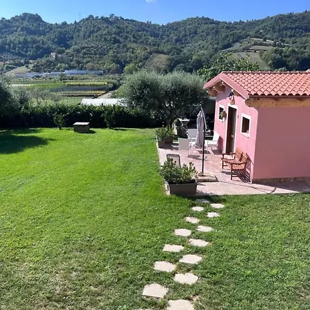 Casale Pagi' Сasa de vacaciones *
