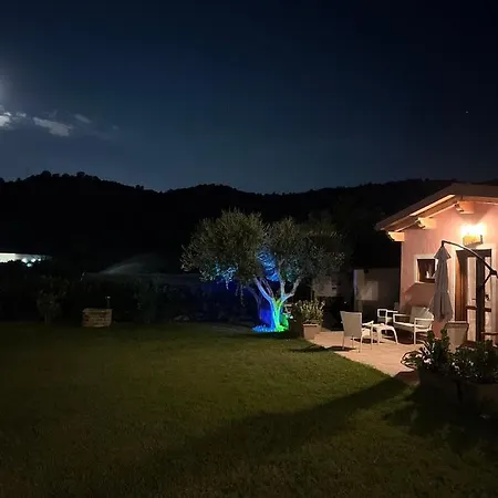 Casale Pagi' Сasa de vacaciones *