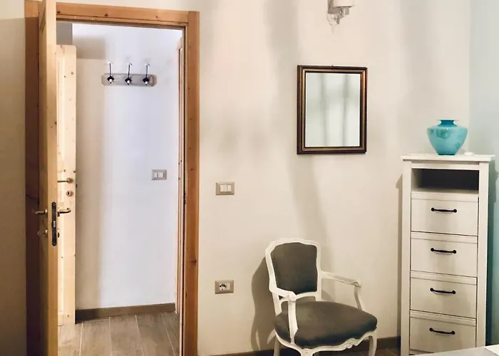 Casa vacanze Casale Pagi’ *